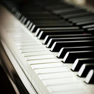 久久超碰色中文字幕超
